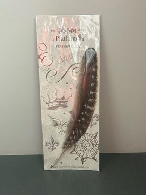 Harry Potter Platform 9 3/4 Feather Quill Pen